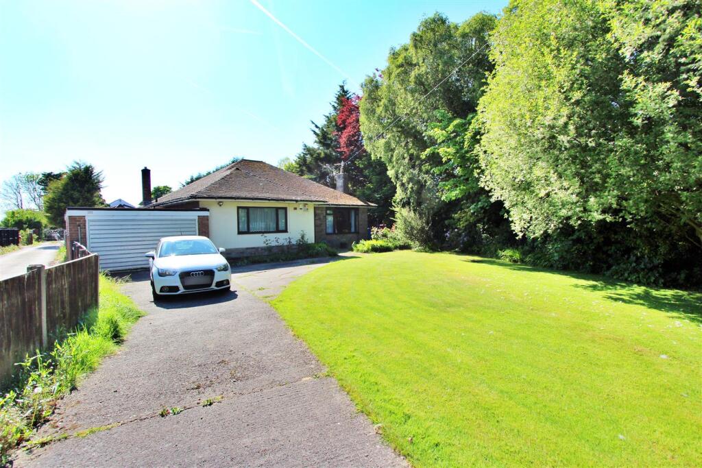 Main image of property: Mains Lane, Poulton-Le-Fylde