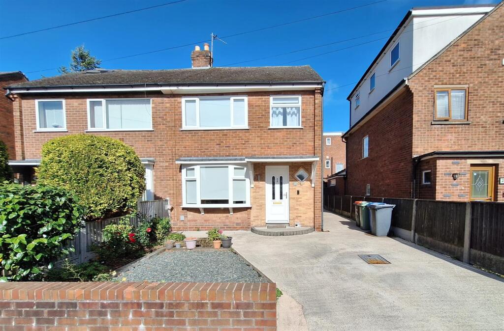 Main image of property: Raybourne Avenue, Poulton-Le-Fylde