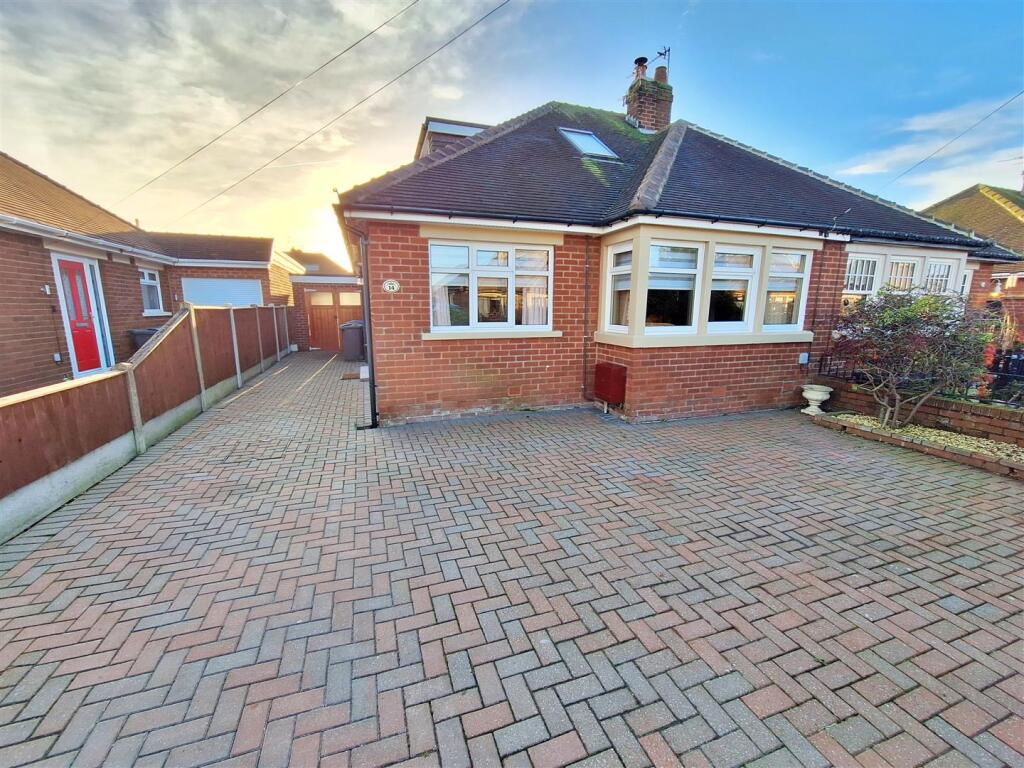 Main image of property: Myrtle Avenue, Poulton-Le-Fylde