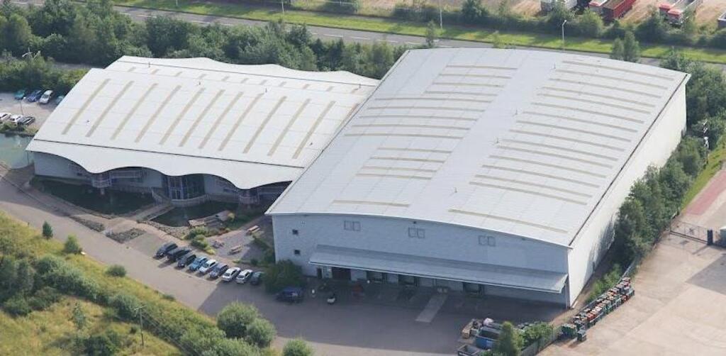 Light industrial facility to lease in Vale One, Forest Vale Industrial