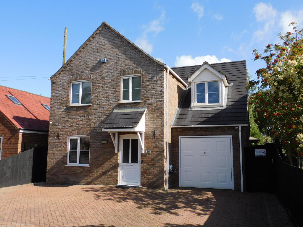 4 bedroom detached house for sale in Hall Gate, Holbeach, PE12
