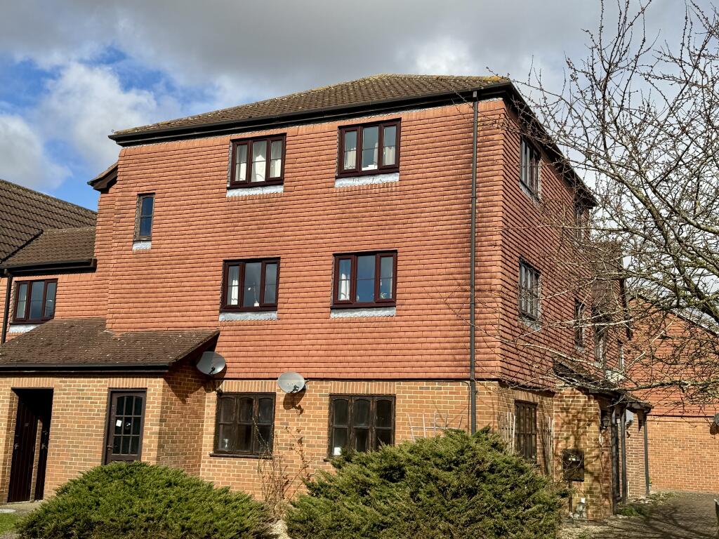 Main image of property: Pearl Court, Holbeach