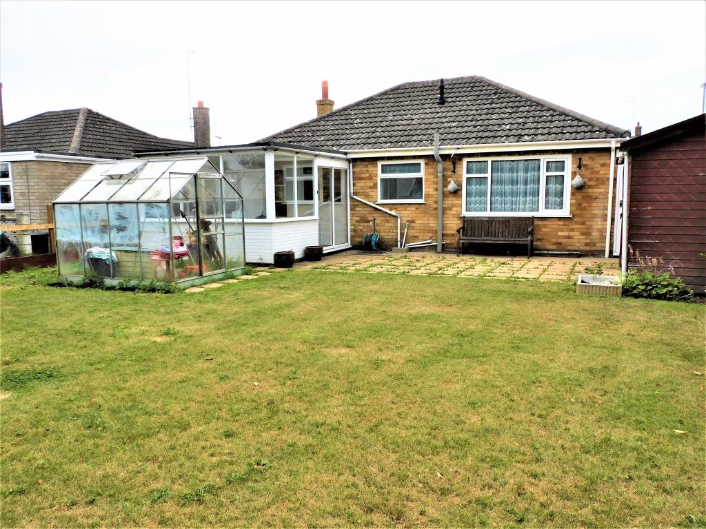 2 bedroom detached bungalow for sale in Langwith Gardens, Holbeach, PE12
