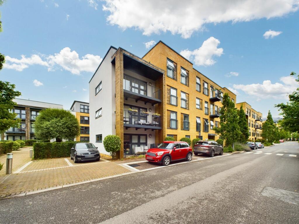 1 bedroom apartment for sale in Letchworth Road, Stanmore, HA7