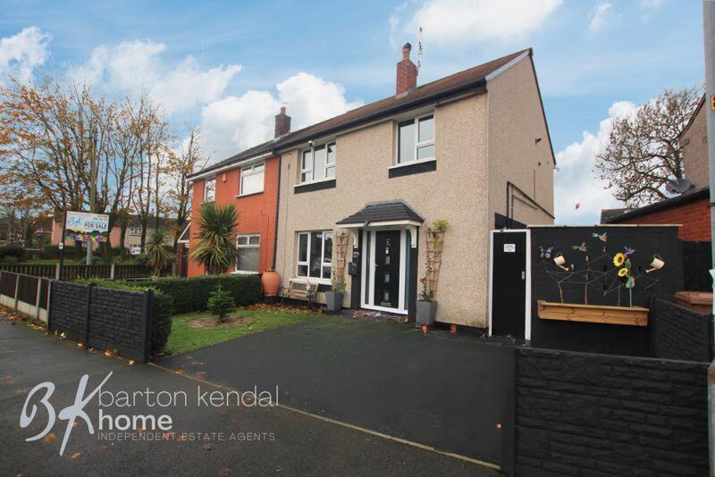 3 bedroom semidetached house for sale in 32 Eskdale Avenue, Marland