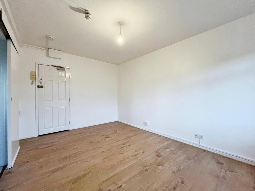Additional property image - Quantock Court, Street, BA16