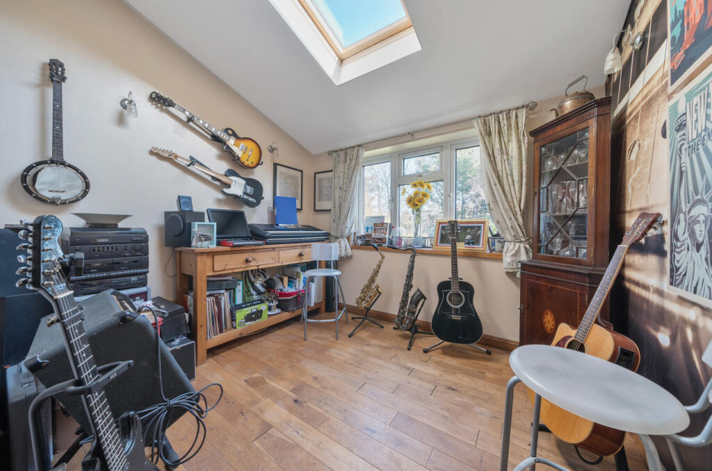 Additional property image - Glanvill Road, Street, BA16