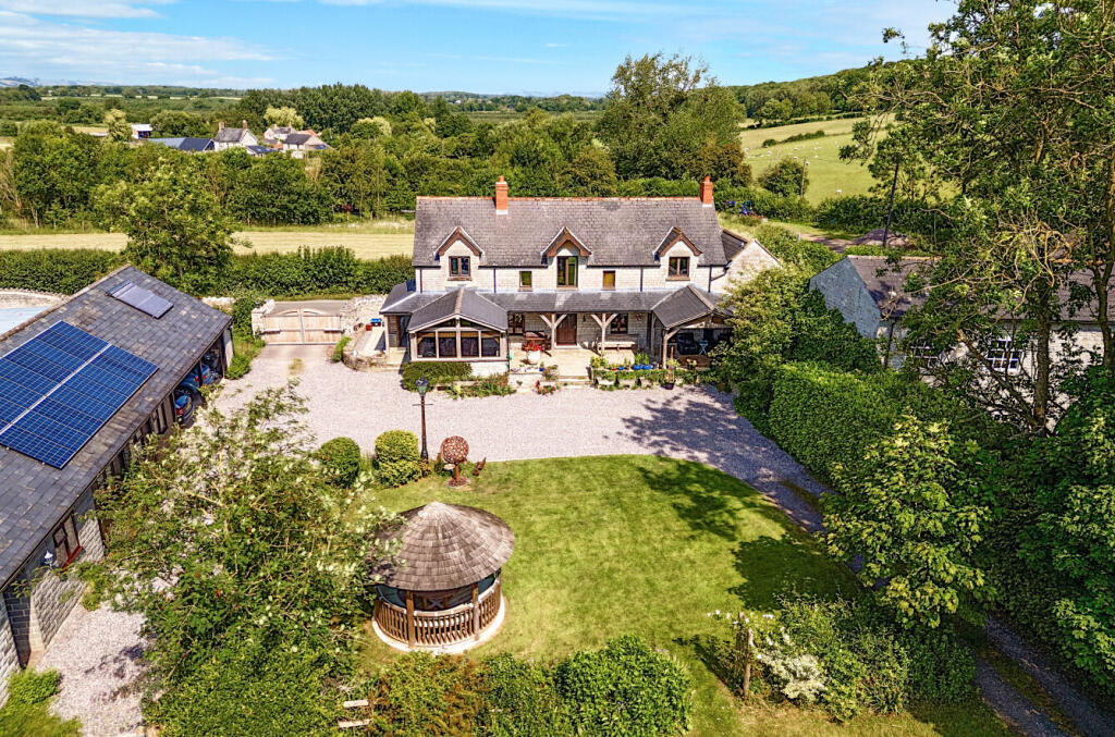 Main image of property: Coombe Hill, Keinton Mandeville, TA11