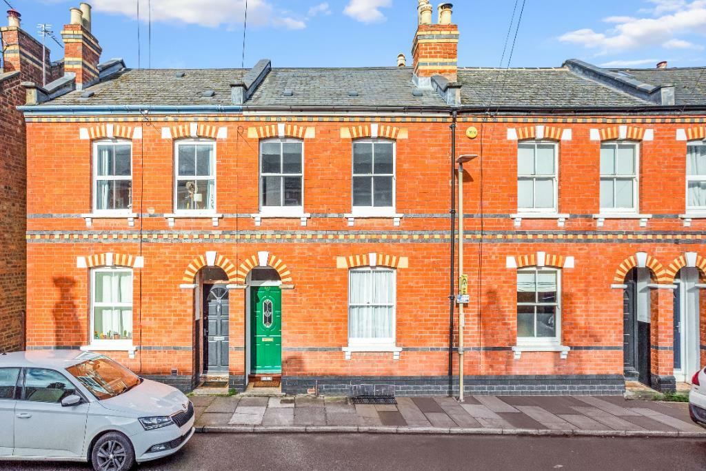 3 bedroom terraced house for sale in Winstonian Road, Cheltenham, GL52