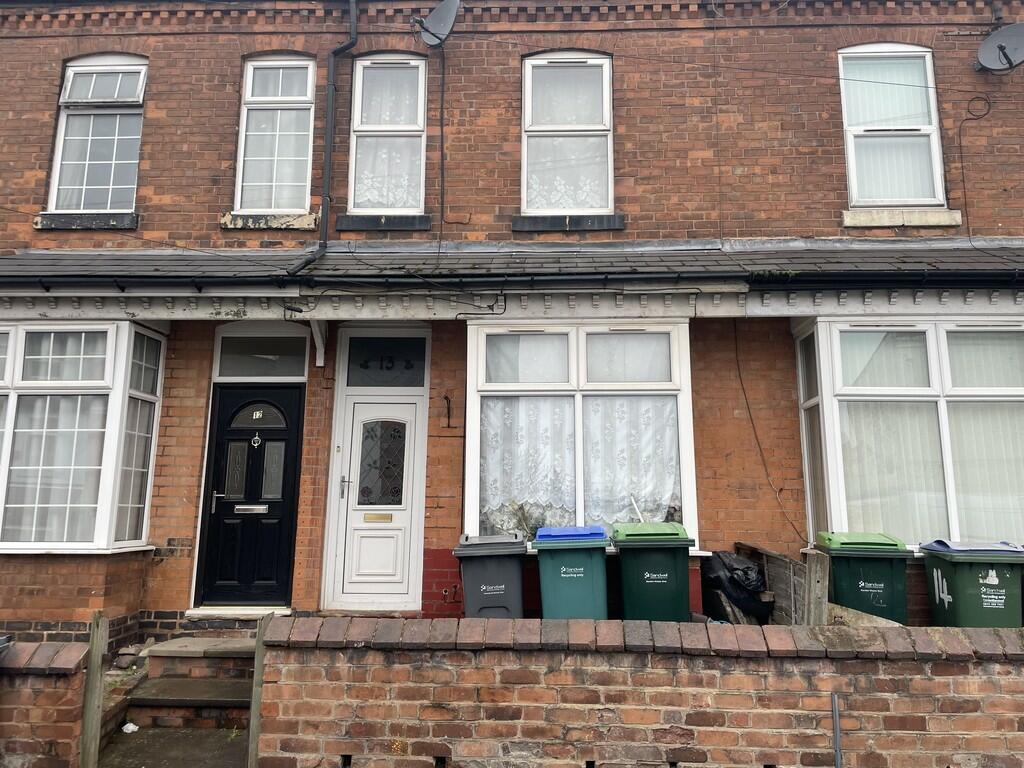3 bedroom terraced house for sale in Westfield Road, Smethwick, B67