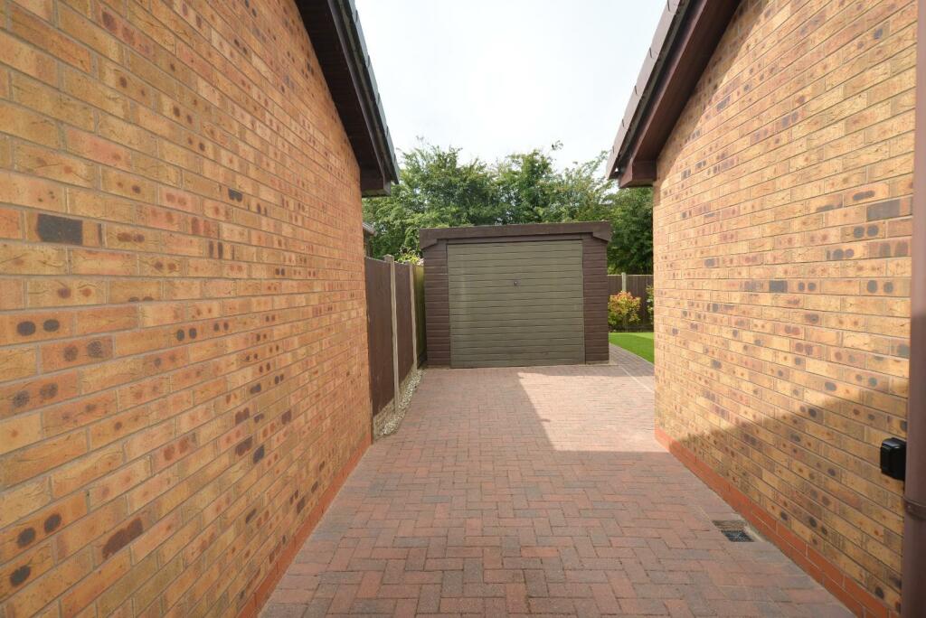 Additional property image - Castle View, Hatton, Derby