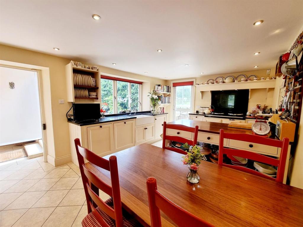 4 bedroom detached house for sale in Elm Park House, Shotley Bridge, DH8