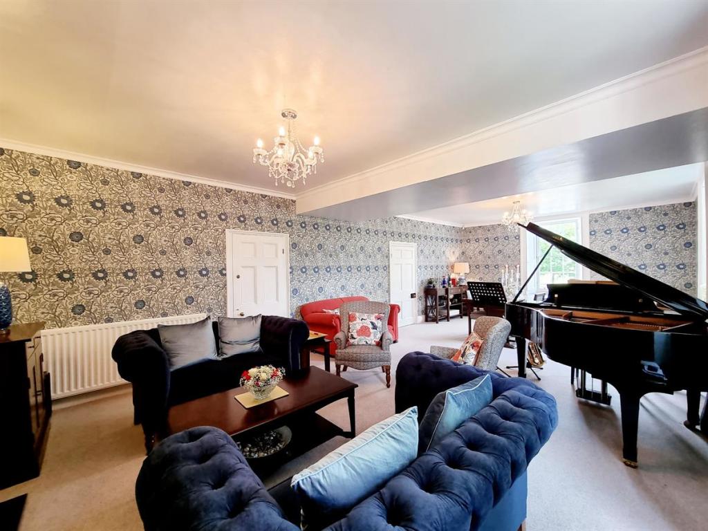 4 bedroom detached house for sale in Elm Park House, Shotley Bridge, DH8