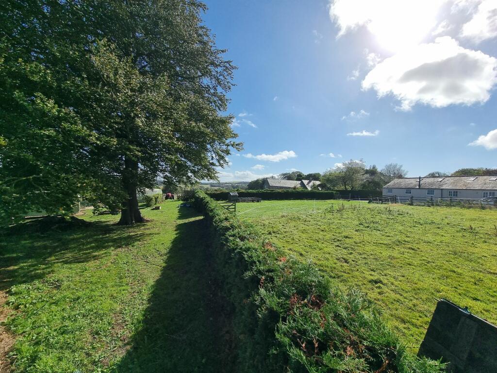 Additional property image - Grange House, Woodlands Hall, Knitsley