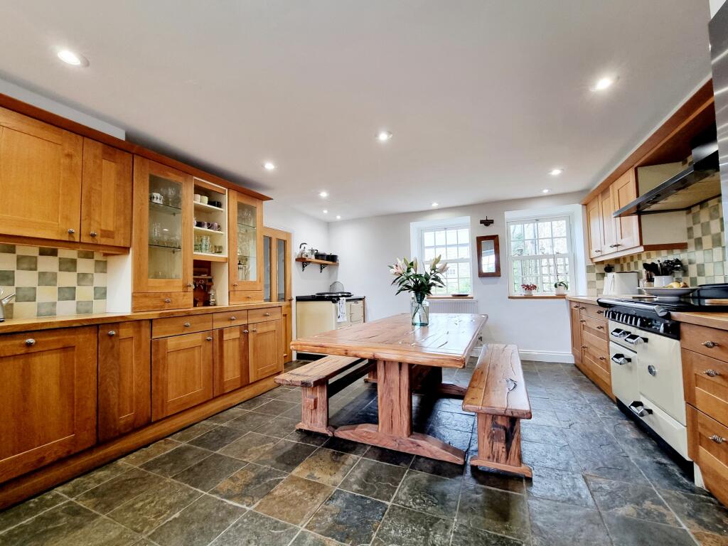 Additional property image - Grange House, Woodlands Hall, Knitsley