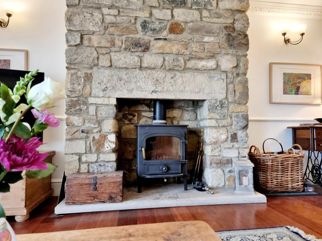 Additional property image - Grange House, Woodlands Hall, Knitsley
