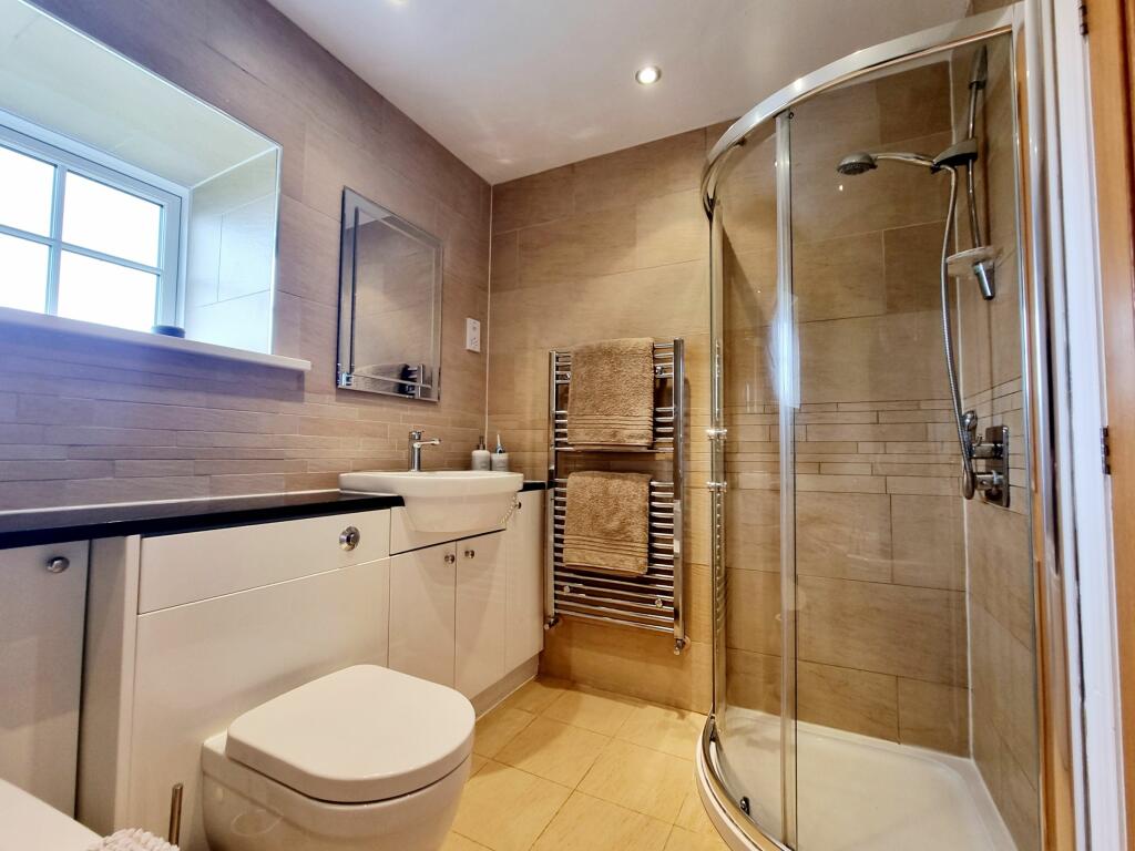 Additional property image - Grange House, Woodlands Hall, Knitsley