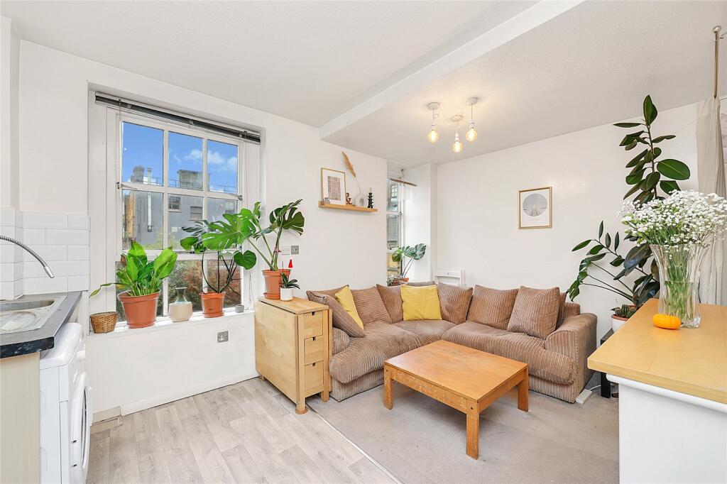 Main image of property: Ainsley Street, Bethnal Green, E2