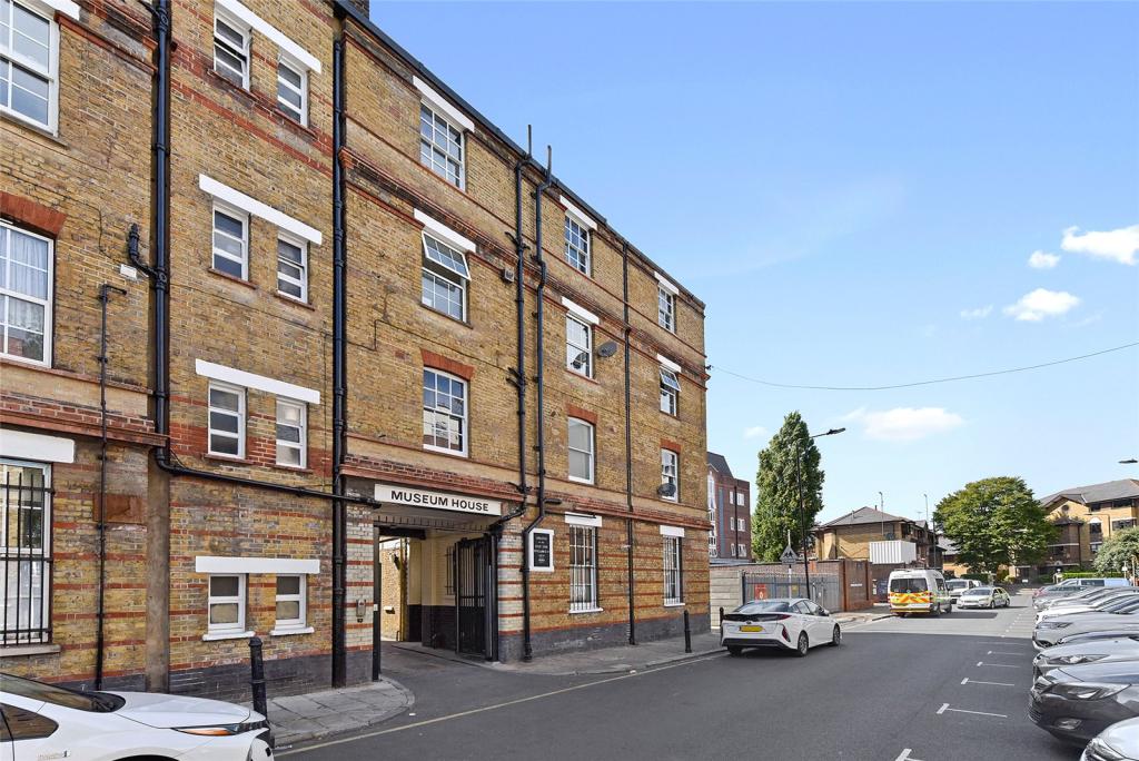 1 bedroom apartment for sale in Museum House, Burnham Street, Bethnal