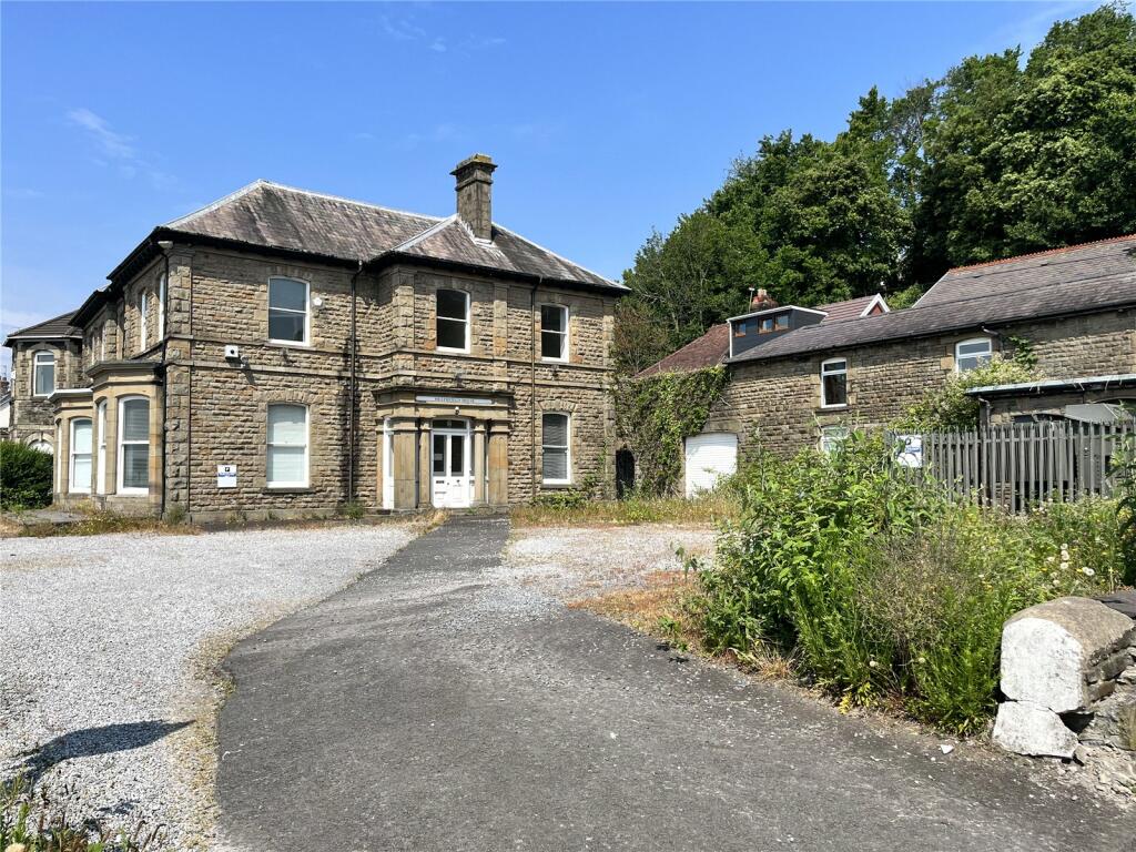 Main image of property: Heathfield, Abertawe, Heathfield, Swansea, SA1