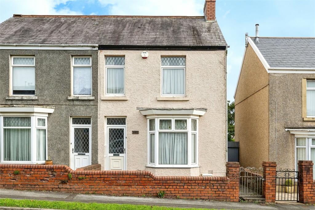 2 bedroom semi-detached house for sale in Middle Road, Gendros, Swansea, SA5