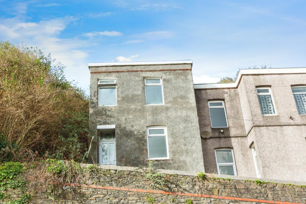 2 bedroom end of terrace house for sale in North Hill Road, Swansea, SA1