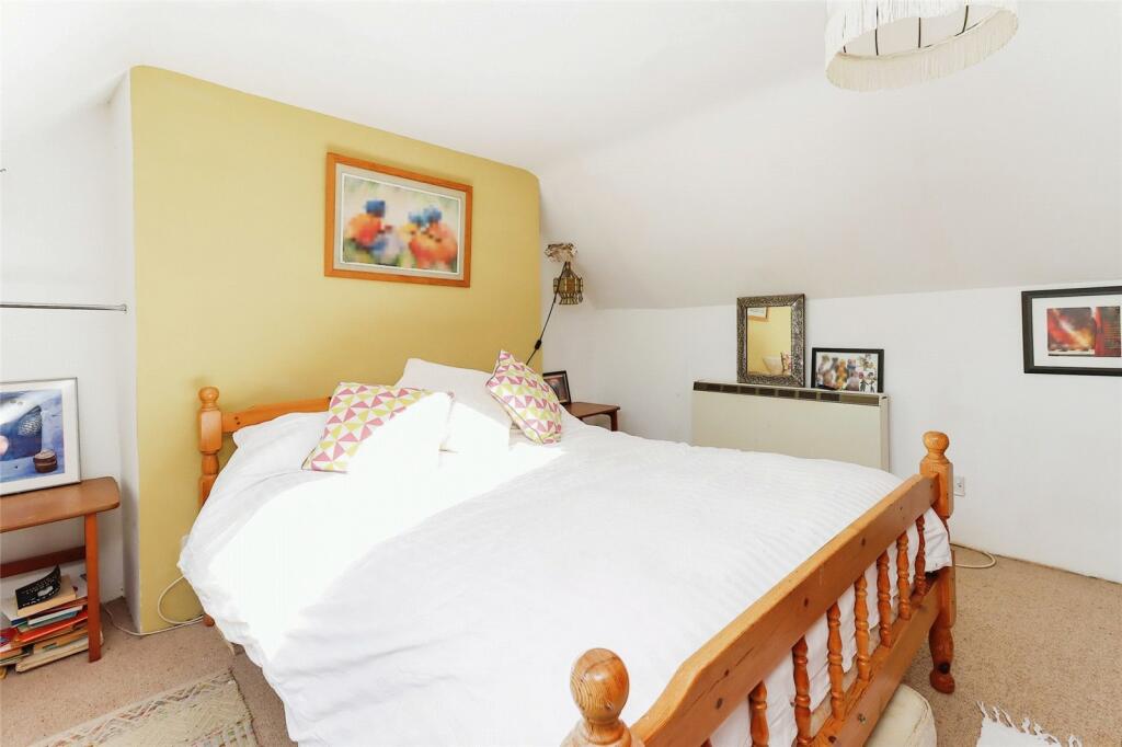 5 bedroom detached house for sale in Tan Yr Allt Road, Machynlleth, SY20