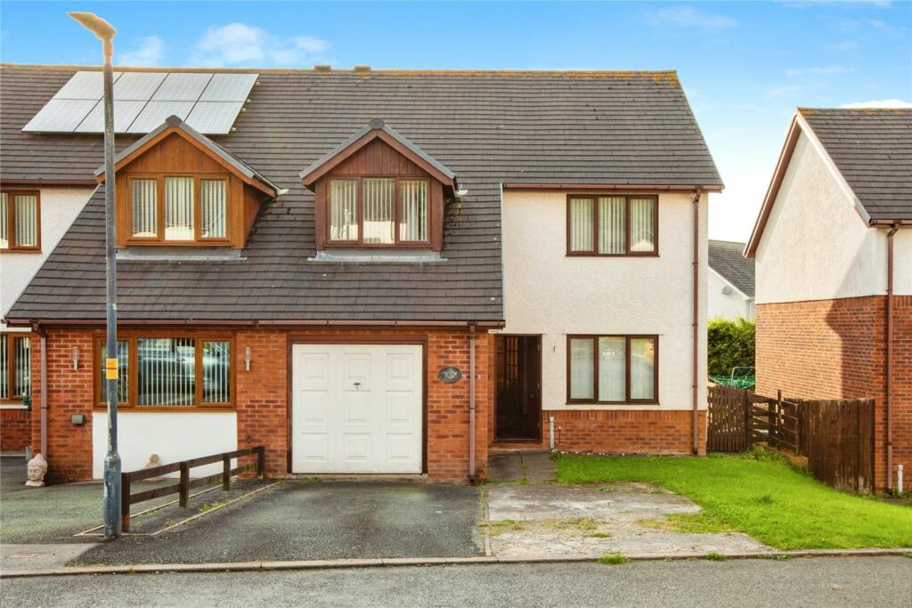 Main image of property: Maes Crugiau, Rhydyfelin, Aberystwyth, Ceredigion, SY23