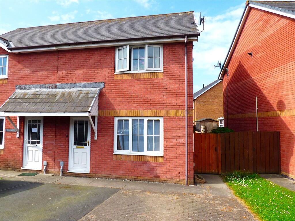 Main image of property: Maes Mawr, Llanbadarn Fawr, Aberystwyth, Ceredigion, SY23