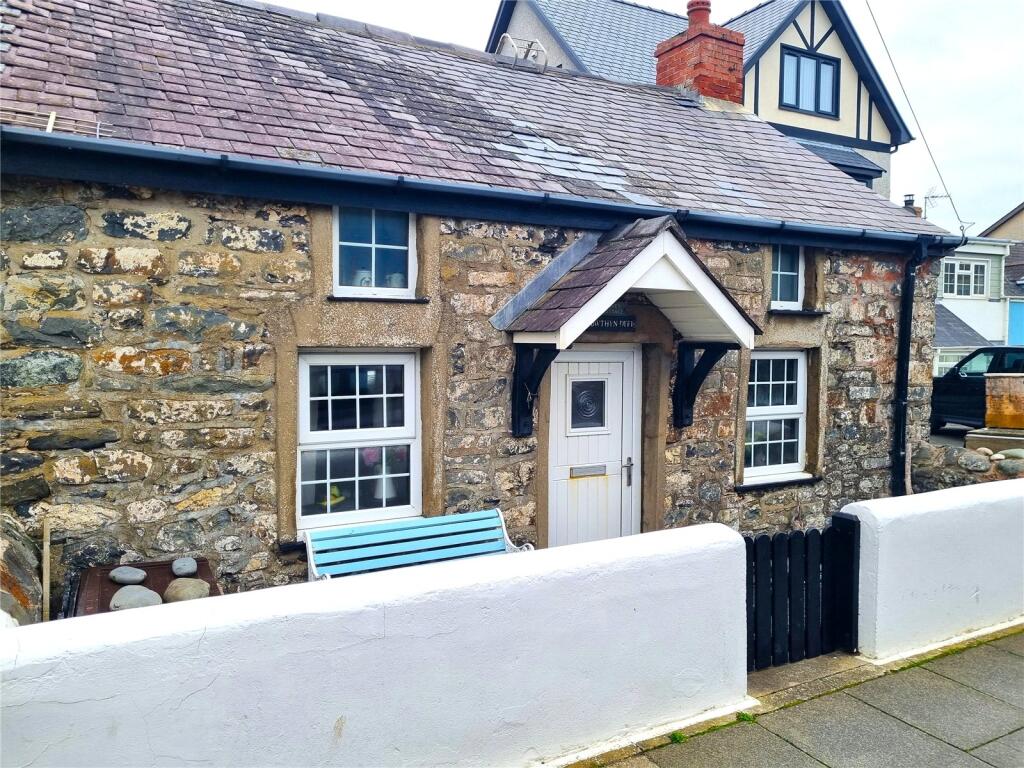 Main image of property: High Street, Borth, Ceredigion, SY24
