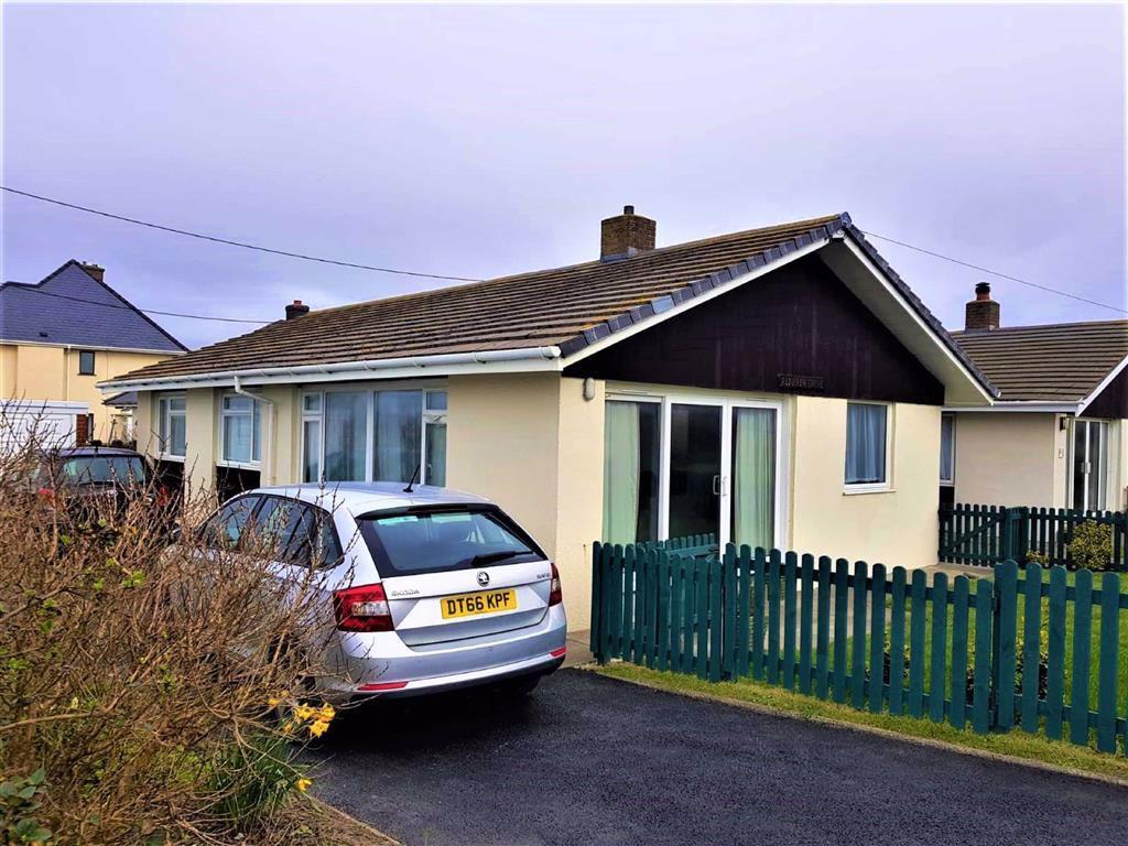 3 bedroom detached bungalow for sale in Renfrew Drive, Ynyslas, Borth, SY24