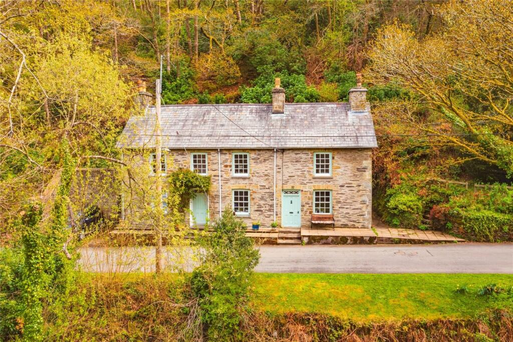 Main image of property: Cwmpengraig, Dre-Fach Felindre, Carmarthenshire, SA44