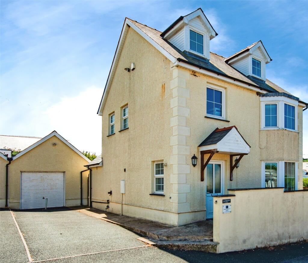Main image of property: Aberporth, Cardigan, Ceredigion, SA43