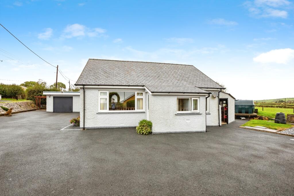 Main image of property: Bowls Road, Blaenporth, Cardigan, Ceredigion, SA43