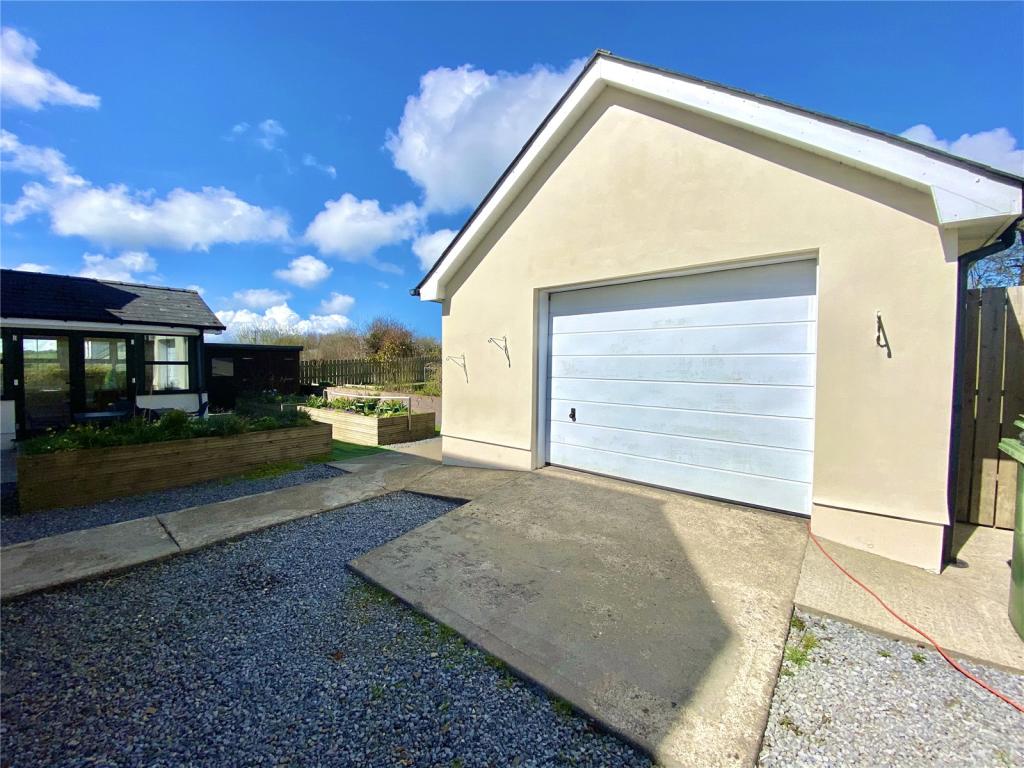 5 bedroom detached house for sale in Ffostrasol, Llandysul, Ceredigion