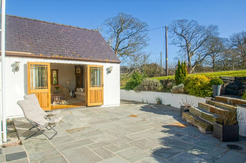 3 bedroom character property for sale in Nant Ganol, Rhyd y Foel