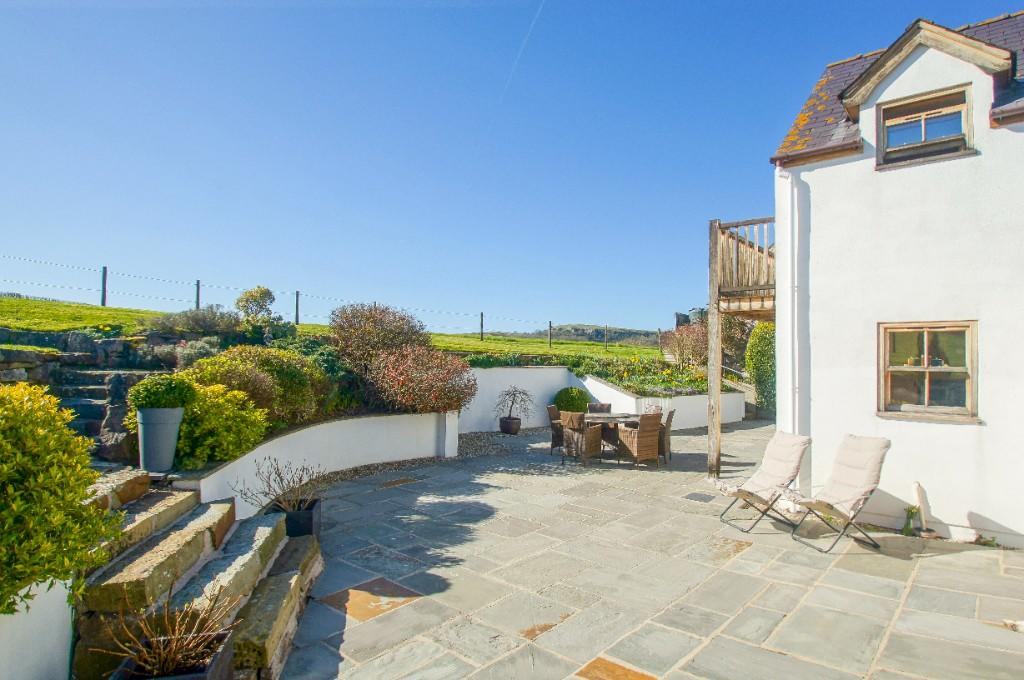 3 bedroom character property for sale in Nant Ganol, Rhyd y Foel