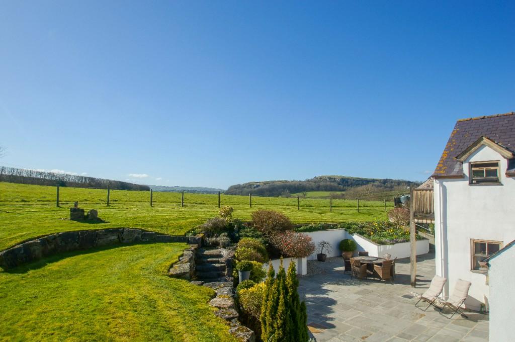 3 bedroom character property for sale in Nant Ganol, Rhyd y Foel