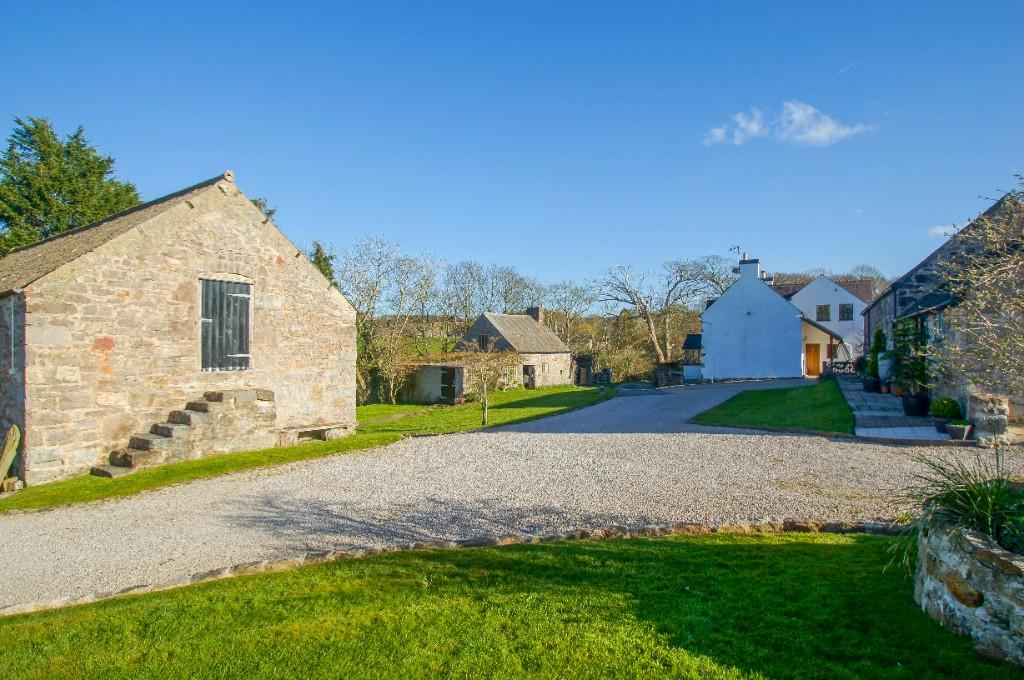 3 bedroom character property for sale in Nant Ganol, Rhyd y Foel