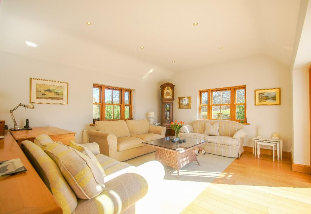 3 bedroom character property for sale in Nant Ganol, Rhyd y Foel