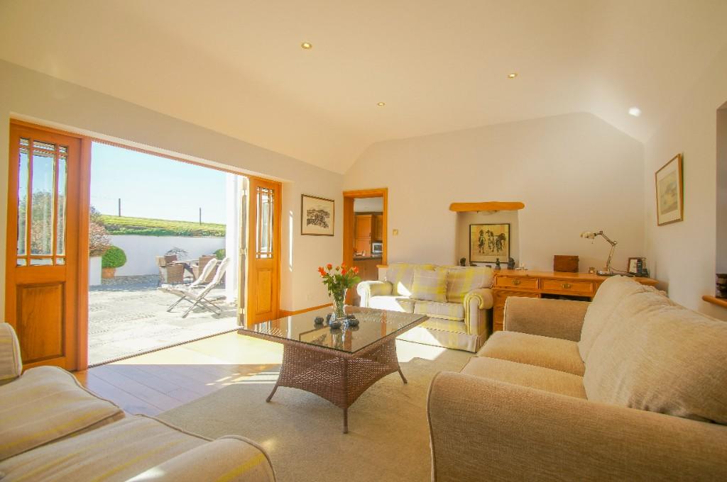 3 bedroom character property for sale in Nant Ganol, Rhyd y Foel