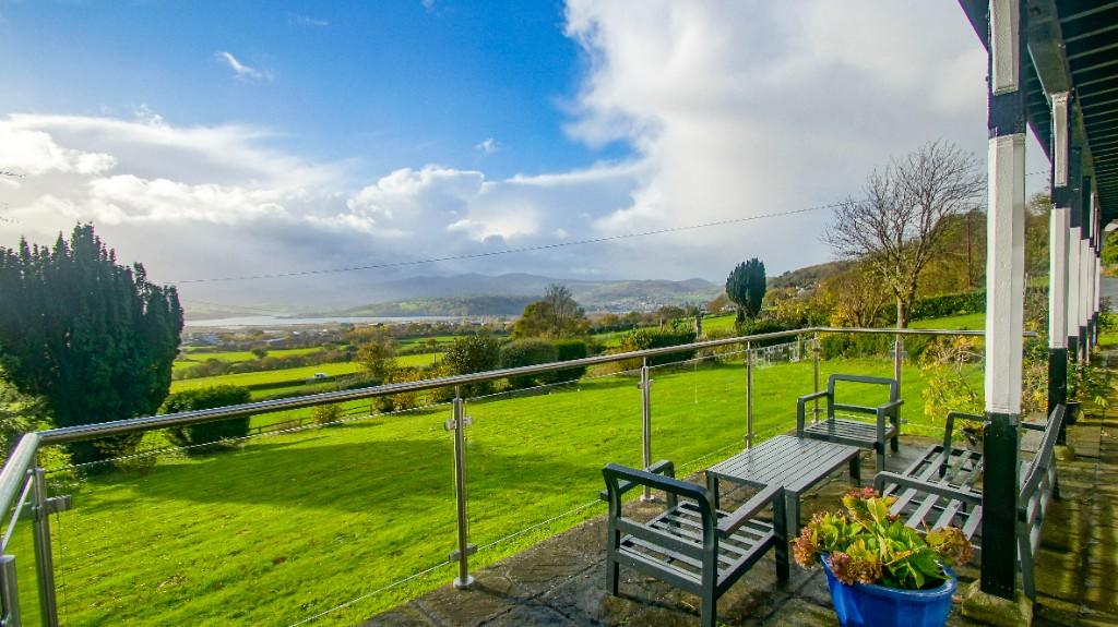 5 bedroom detached house for sale in PABO HALL, Pabo Lane, Bryn Pydew