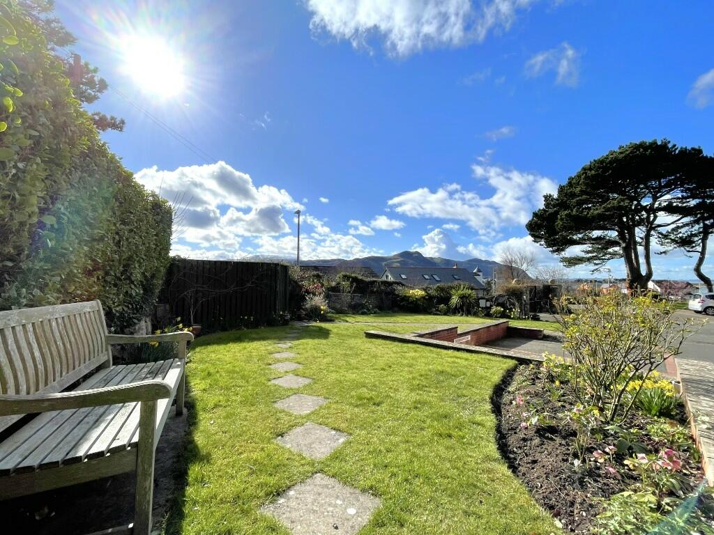 2 bedroom apartment for sale in Apartment 6, Bryn Cregin, Ty Mawr Road