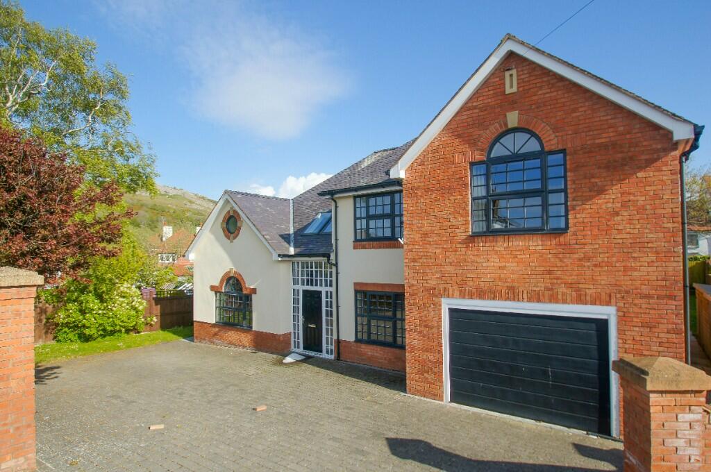 Main image of property: 1 Vicarage Court, Vicarage Avenue, Llandudno, Conwy (County of), LL30