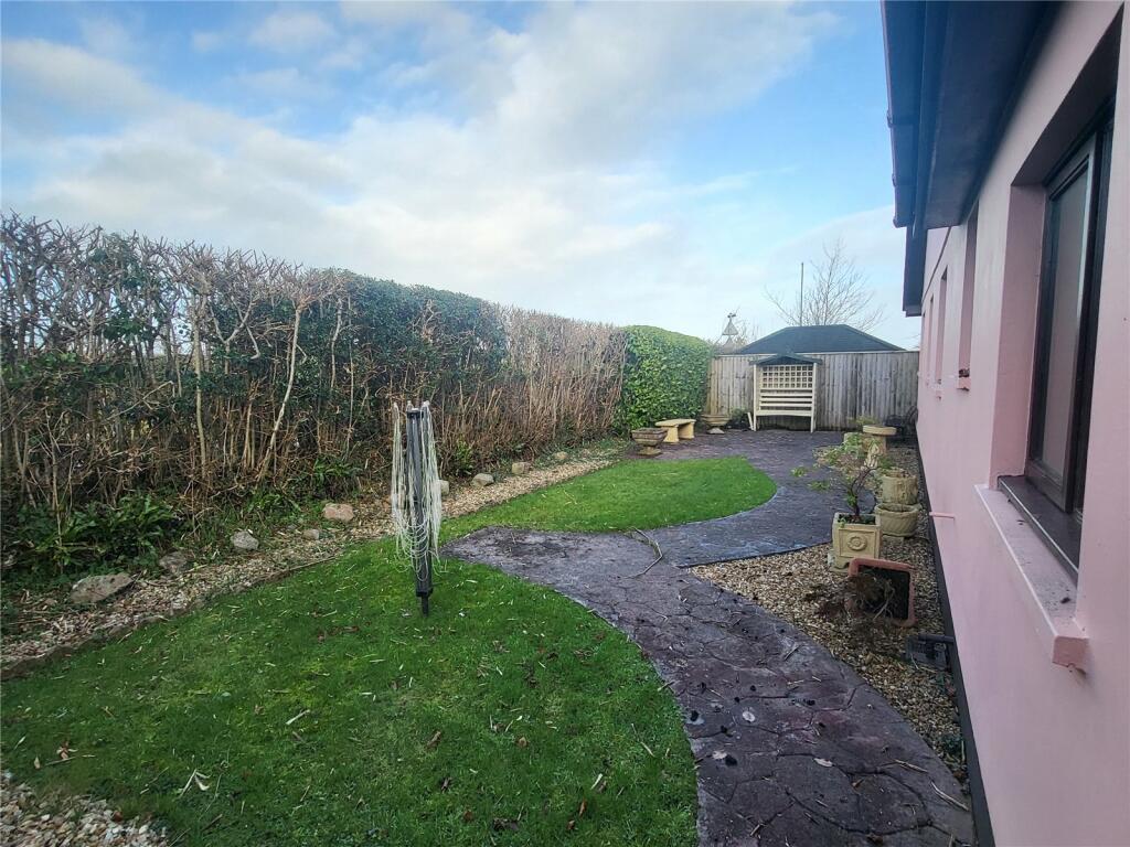 3 bedroom bungalow for sale in Dol Y Dderwen, Llangain, Carmarthen, SA33