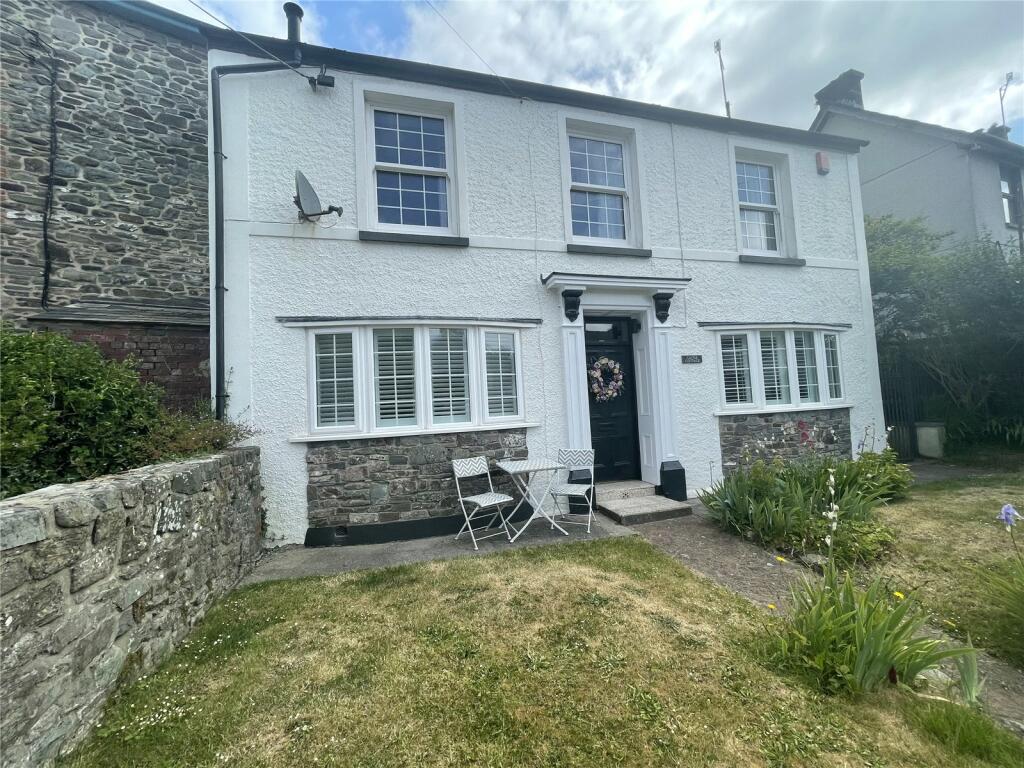 4 bedroom detached house for sale in LLansteffan, Llansteffan