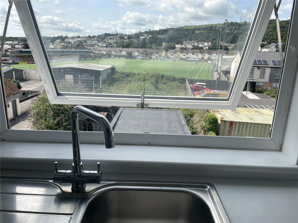 1 bedroom flat for sale in Priory Street, Carmarthen, Carmarthenshire, SA31