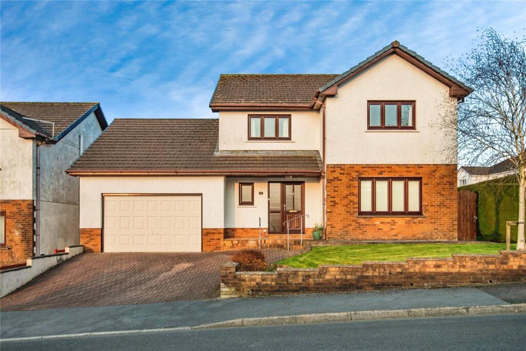 4 bedroom detached house for sale in Penymorfa, Llangunnor, Carmarthen