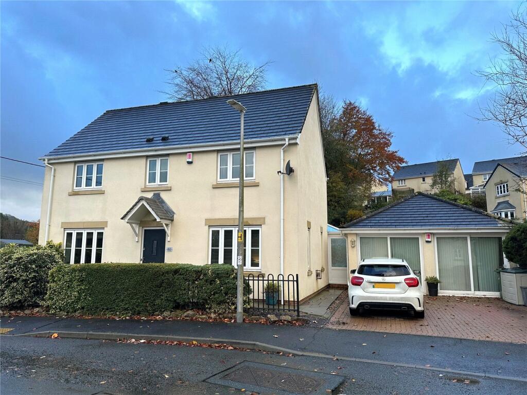 4 bedroom detached house for sale in Parc Starling, Johnstown