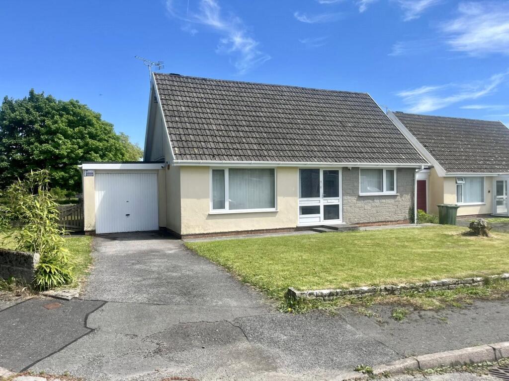 Main image of property: Manor Daf Gardens, St. Clears, Carmarthen, Carmarthenshire, SA33